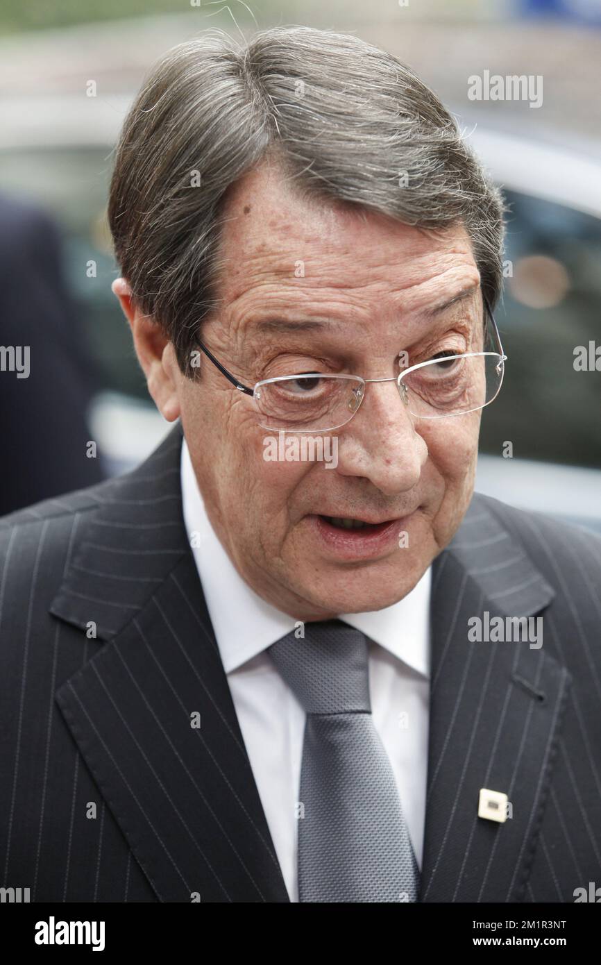 Le président de Chypre, Nicos Anastasiades, se réunit pour le conseil européen le premier jour du sommet des chefs d'Etat et de gouvernement de l'UE, au siège de l'UE à Bruxelles, le jeudi 27 juin 2013. Banque D'Images