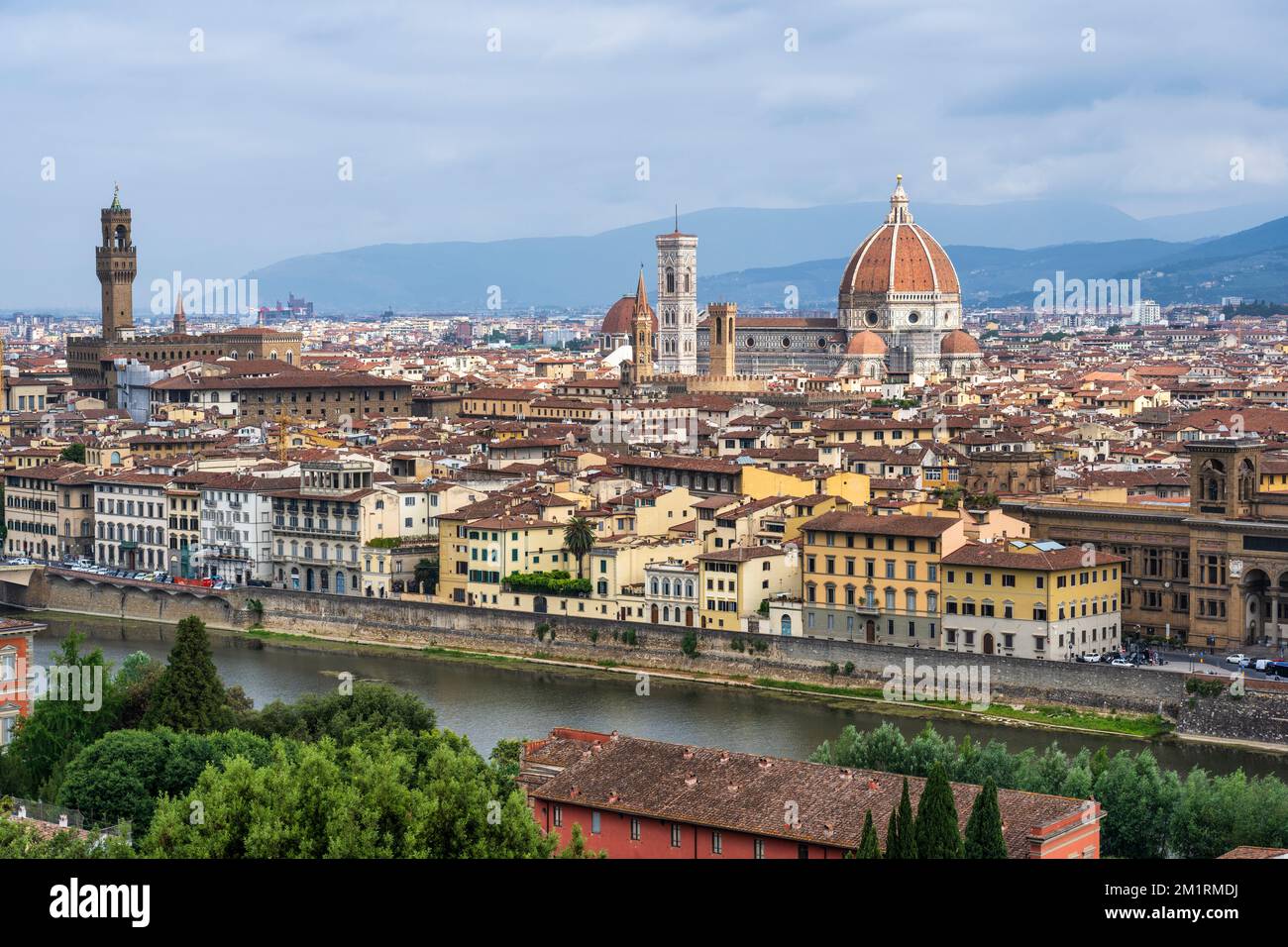 Horizon de Florence depuis Piazzale Michelangelo - Florence, Toscane, Italie Banque D'Images