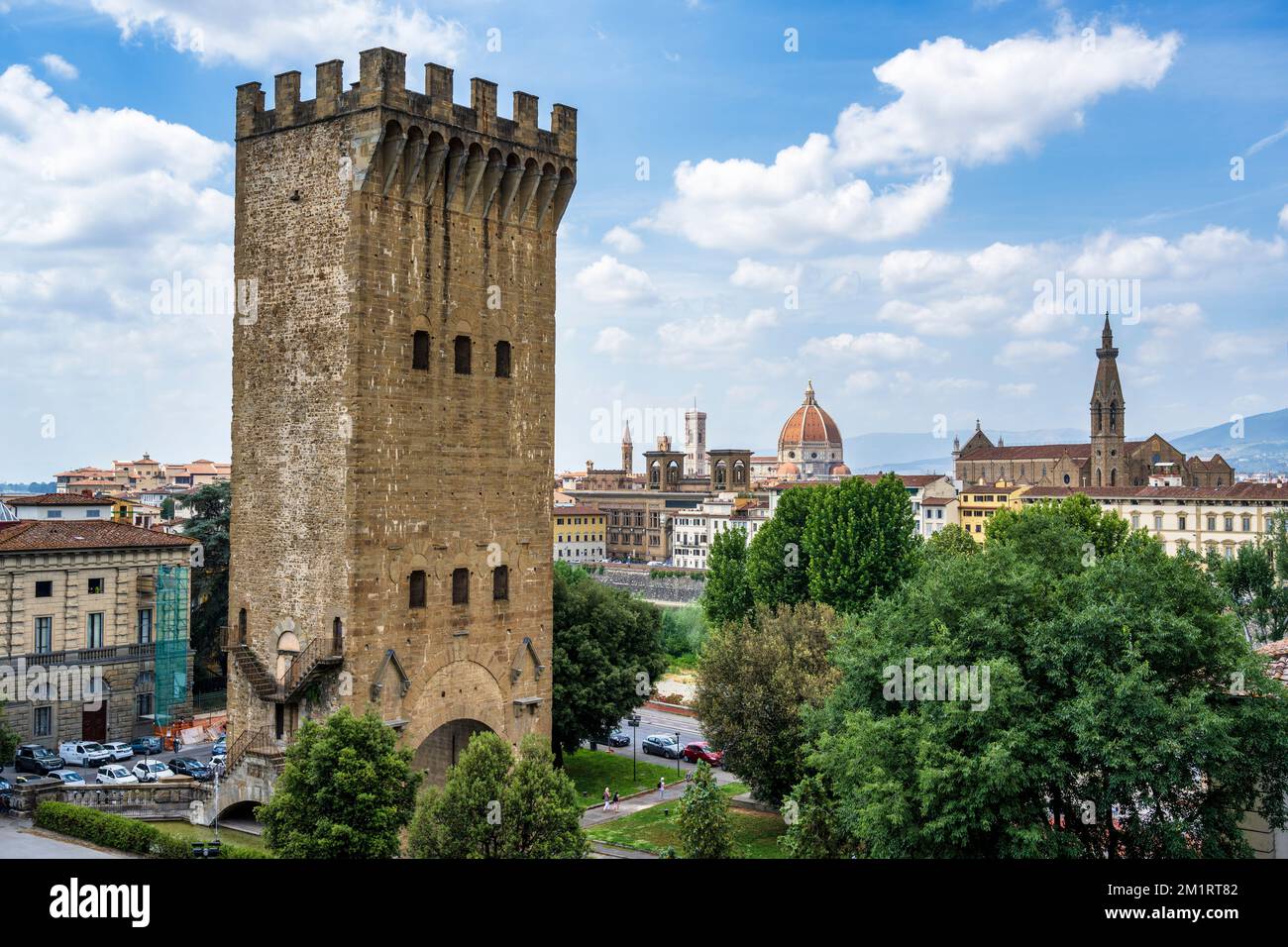 Porta San Niccolò, porte du 14th siècle, de Viale Giuseppe Poggi à Florence, Toscane, Italie Banque D'Images