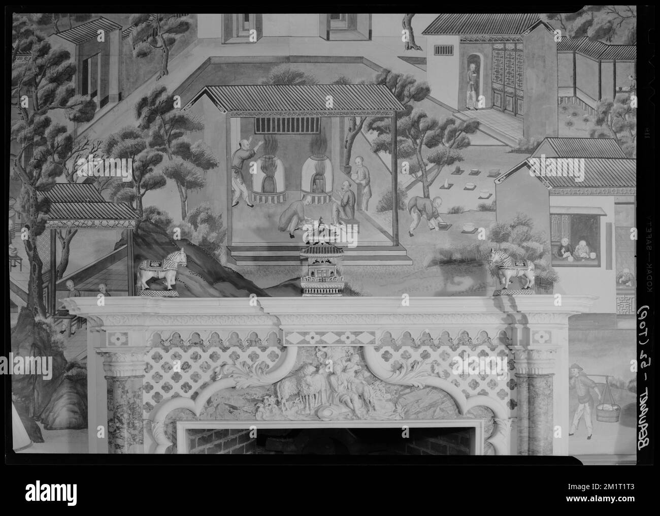 Beauport, la salle, Mantels, Fonds d'écran pittoresques. Collection de négatifs photographiques Samuel Chamberlain Banque D'Images