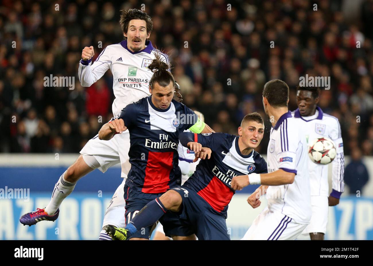 L'EQUIPE N°21 649 du 24/10/2013 - Z comme Zlatan (C1:Anderlecht-PSG 0-5
