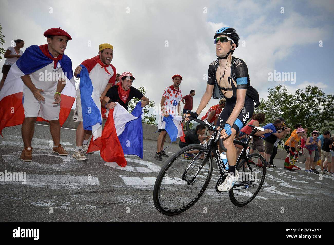 20140724 - HAUTACAM, FRANCE: Espagnol Mikel Nieve Iturralde de Team Sky photographié en action pendant la phase 18 de l'édition 101st de la course cycliste Tour de France, à 145,5 km de Pau à Hautacam, France, le jeudi 24 juillet 2014. BELGA PHOTO DAVID STOCKMAN Banque D'Images