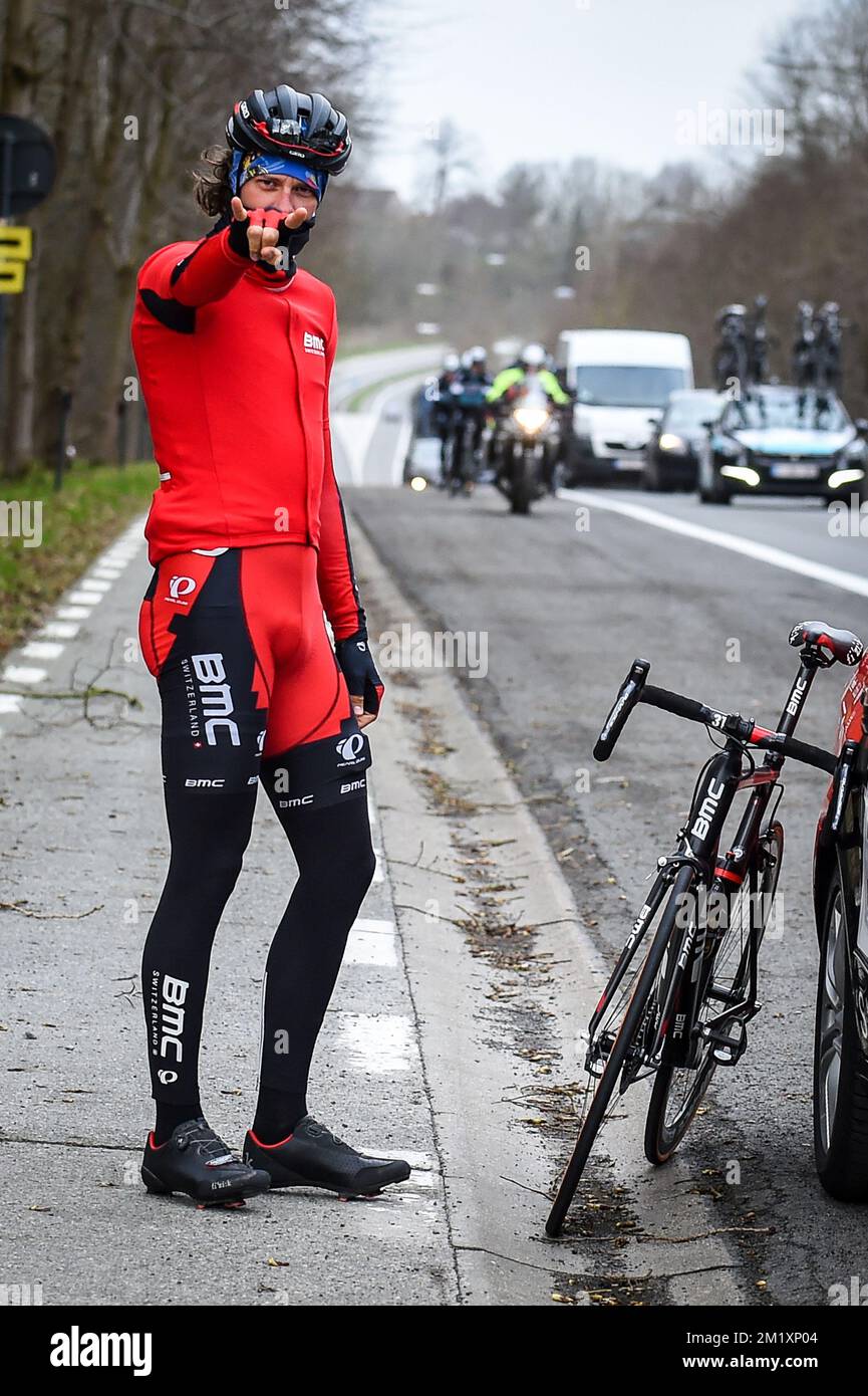 20150401 - OUDENAARDE, BELGIQUE: Italien Daniel OSS de BMC Racing Team photographié lors d'une reconnaissance de piste, mercredi 01 avril 2015, devant le 'de ronde van Vlaanderen' ce week-end, à Oudenaarde. BELGA PHOTO LUC CLAESSEN Banque D'Images