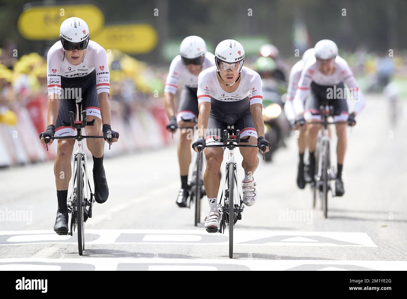 Trek Factory Racing pilotes photographi s l arriv e de la phase