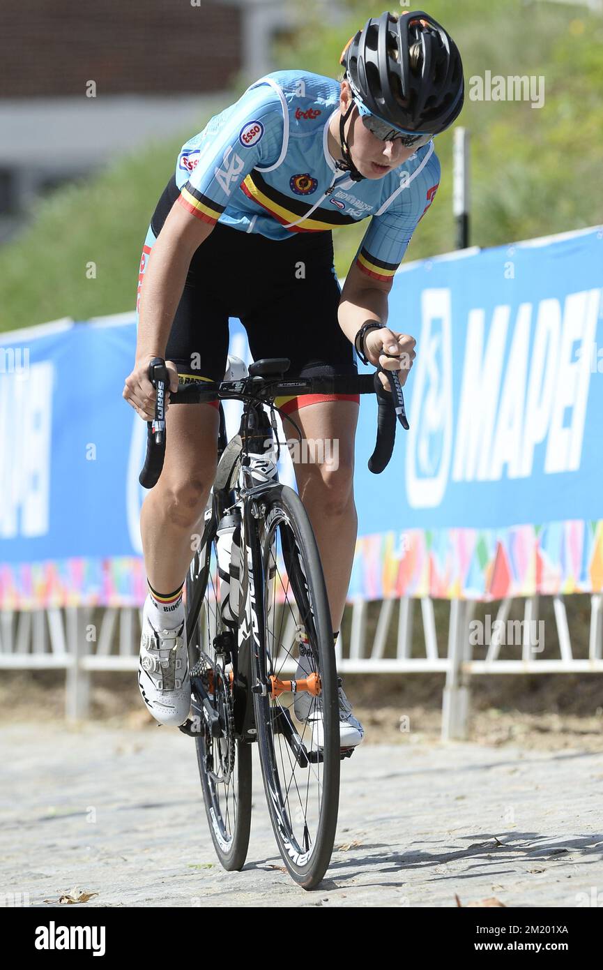 20150924 - RICHMOND, ÉTATS-UNIS: Belgian Kaat Hannes photographié lors d'une session d'entraînement sur la piste de la course sur route aux championnats du monde de cyclisme sur route UCI à Richmond, Virginie, États-Unis, jeudi 24 septembre 2015. Banque D'Images