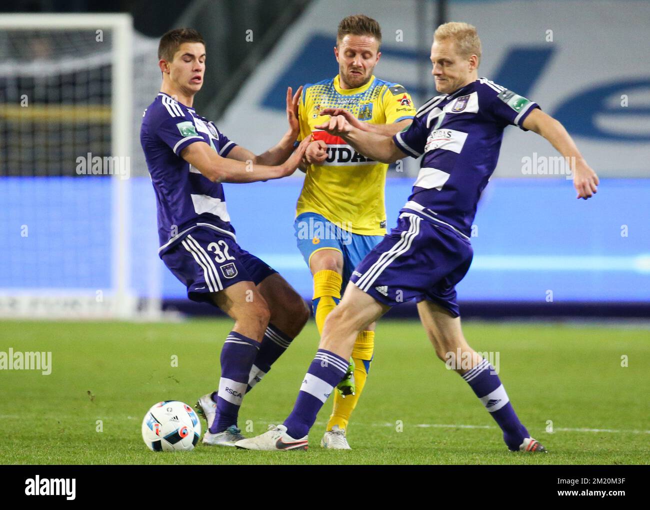 Officiel: Leander Dendoncker rejoint Anderlecht en prêt avec option d'achat - L'Avenir