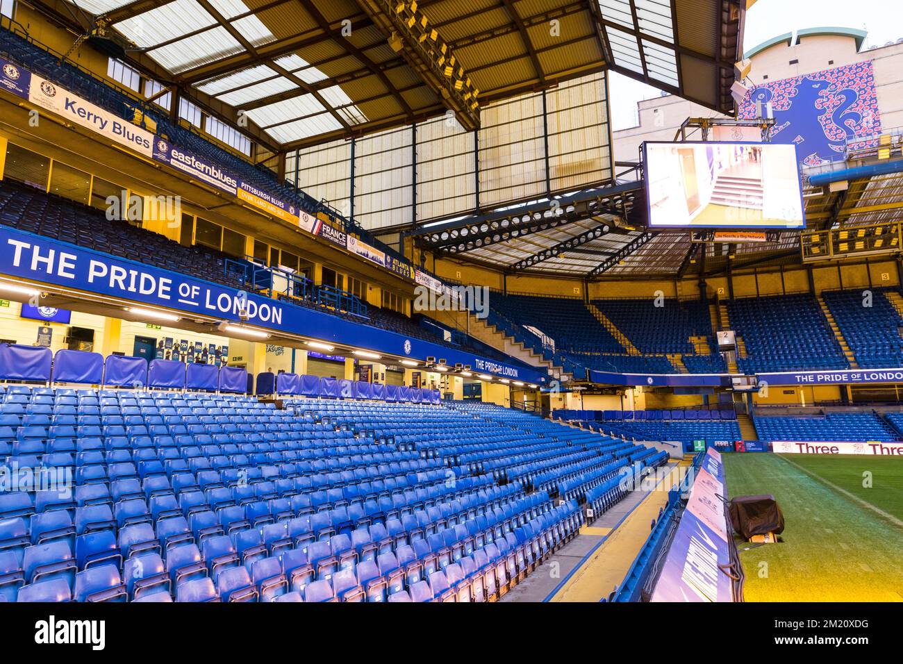 L'un des stands du stade Stamford Bridge Banque D'Images