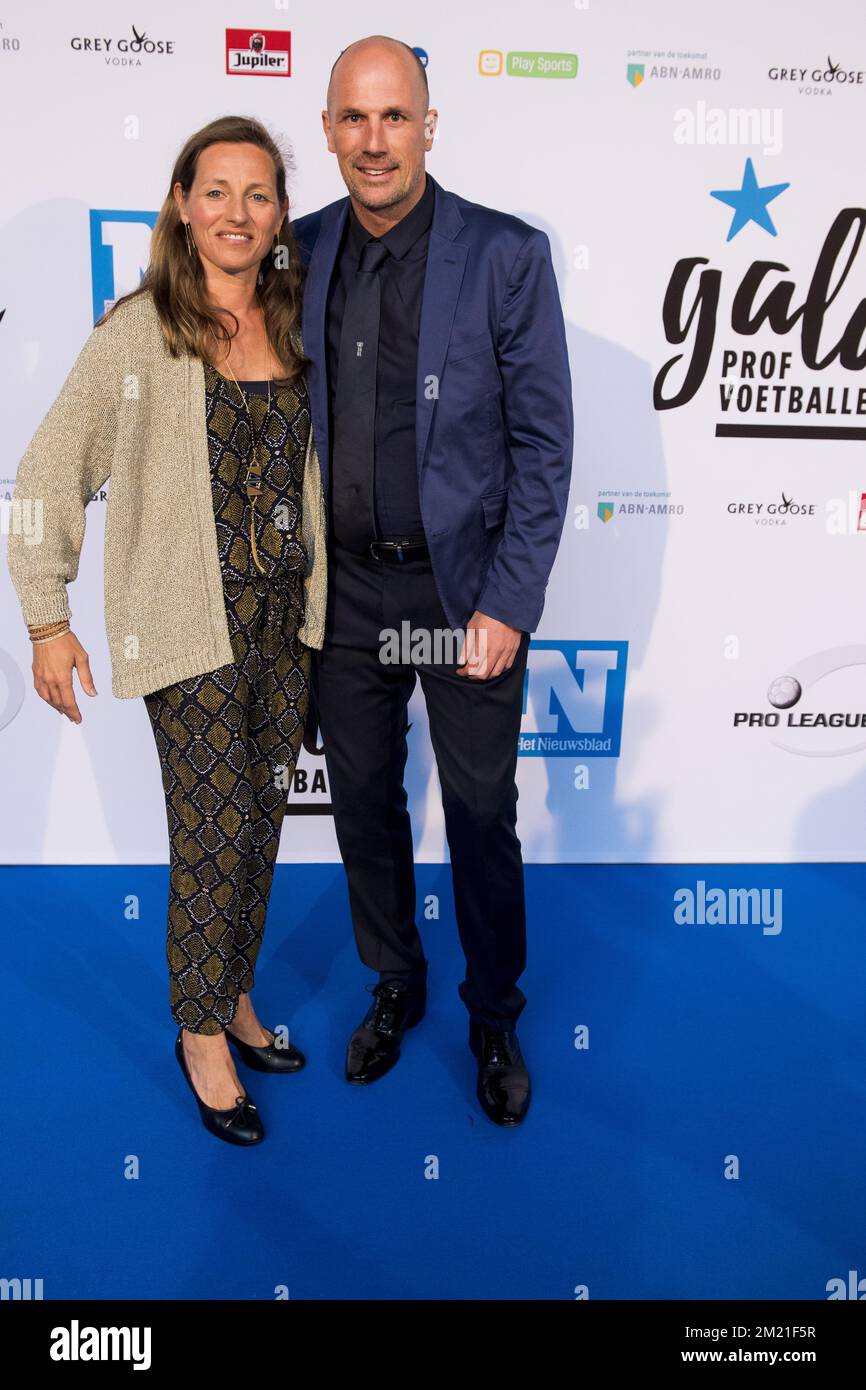 Philippe Clement, entraîneur adjoint d'Isabelle et du Club, photographié lors de la première édition de la soirée de gala du joueur professionnel de football de l'année 2016, le lundi 23 mai 2016, à Gand. Banque D'Images