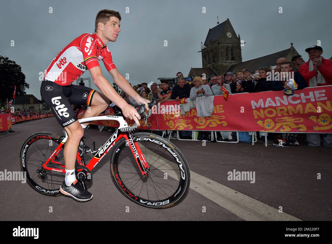 Jurgen Roelandts Belges de Lotto Soudal photographié lors de la présentation de l'écurie avant le début de l'édition 103rd de la course cycliste Tour de France, jeudi 30 juin 2016 à Saint-Lo, France. Banque D'Images