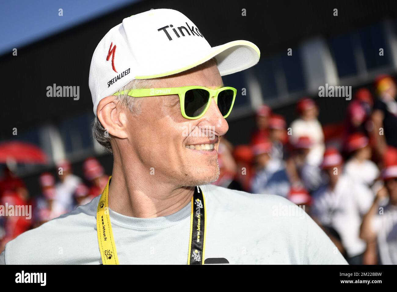 Oleg Tinkov, propriétaire de Tinkoff photographié après la quinzième étape de l'édition 103rd de la course cycliste Tour de France, 160km de Bourg-en-Bresse à Culoz, le dimanche 17 juillet 2016. Le Tour de France de cette année se déroule de 2 juillet à 24 juillet. BELGA PHOTO YORICK JANSENS Banque D'Images