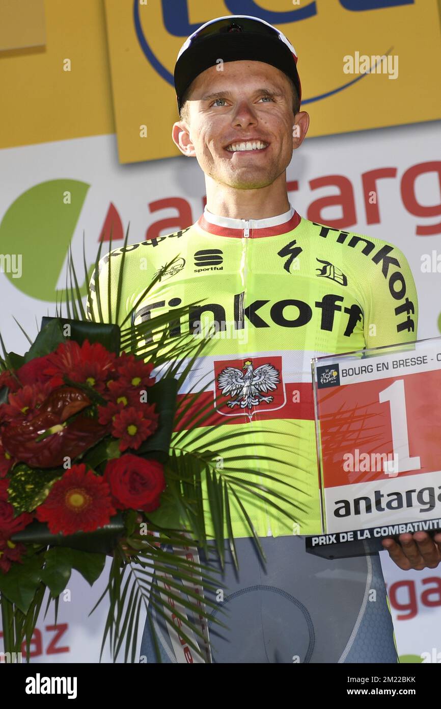 Le Rafal Majka polonais de Tinkoff célèbre sur le podium après la quinzième étape de l'édition 103rd de la course cycliste Tour de France, 160km de Bourg-en-Bresse à Culoz, le dimanche 17 juillet 2016. Le Tour de France de cette année se déroule de 2 juillet à 24 juillet. BELGA PHOTO YORICK JANSENS Banque D'Images