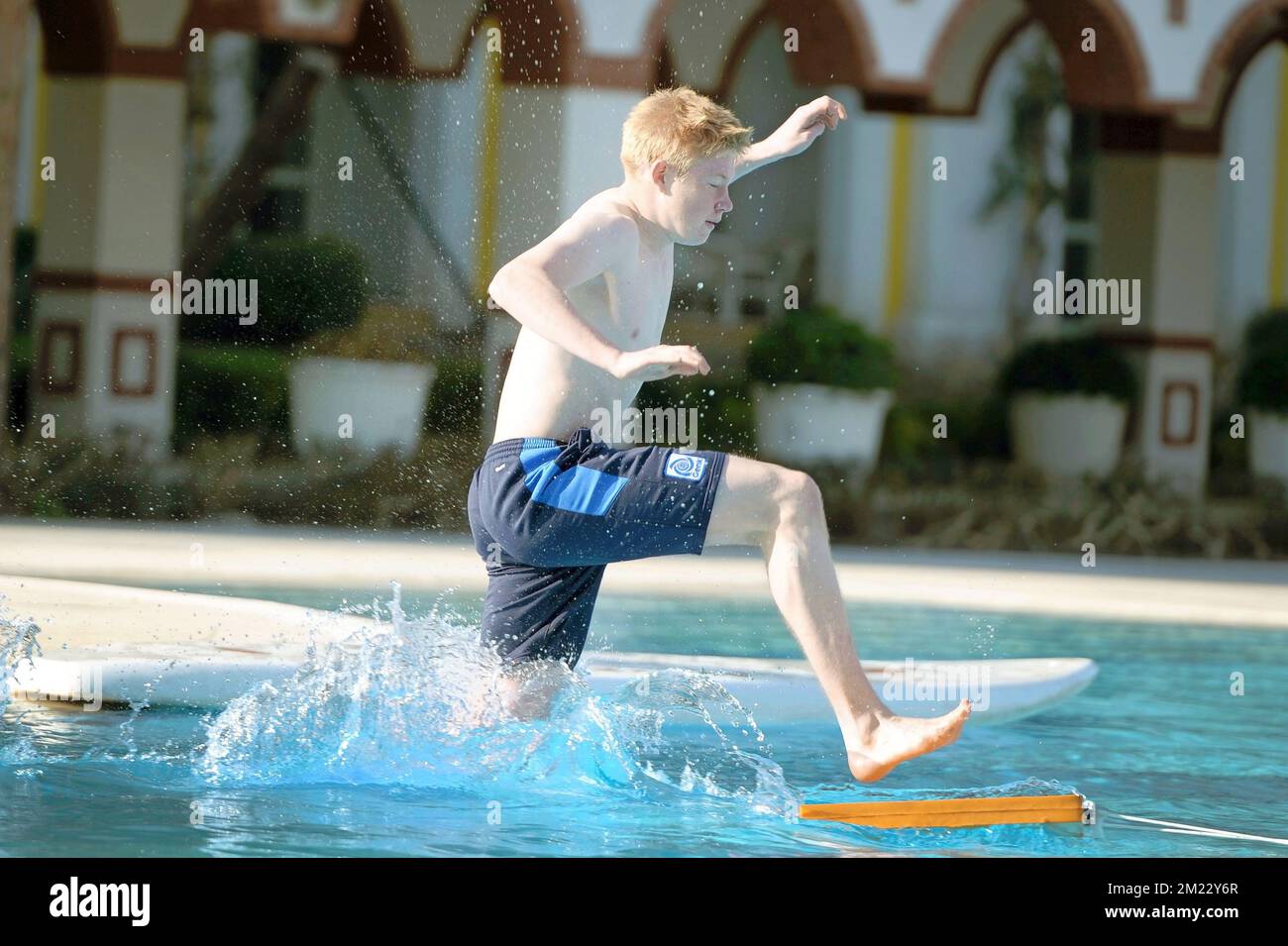 Kevin de Bruyne de Genk photographié autour de la piscine, à Kundu, Antalya, vendredi 14 janvier 2011. KRC Genk passe son entraînement d'hiver à Kundu, en Turquie. Banque D'Images