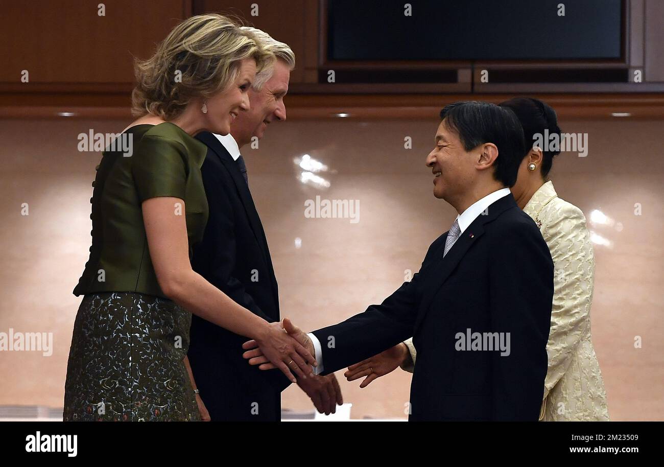 Le roi Philippe - Filip de Belgique, la Reine Mathilde de Belgique, Prince héritier Naruhito japonais et japonais de la Princesse Masako photographié pendant les quatre jours de concert belge d'une visite d'état au Japon des Royals belge, le jeudi 13 octobre 2016, à Tokyo, Japon. BELGA PHOTO ERIC LALMAND Banque D'Images