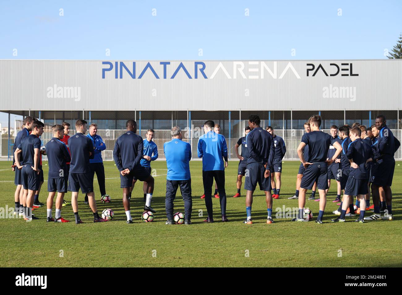 Joueurs de Genk photographiés pendant la deuxième journée du camp d'entraînement d'hiver de l'équipe belge de football de première division KRC Genk à San Pedro Del Pinatar, Espagne, samedi 07 janvier 2017. BELGA PHOTO VIRGINIE LEFOUR Banque D'Images