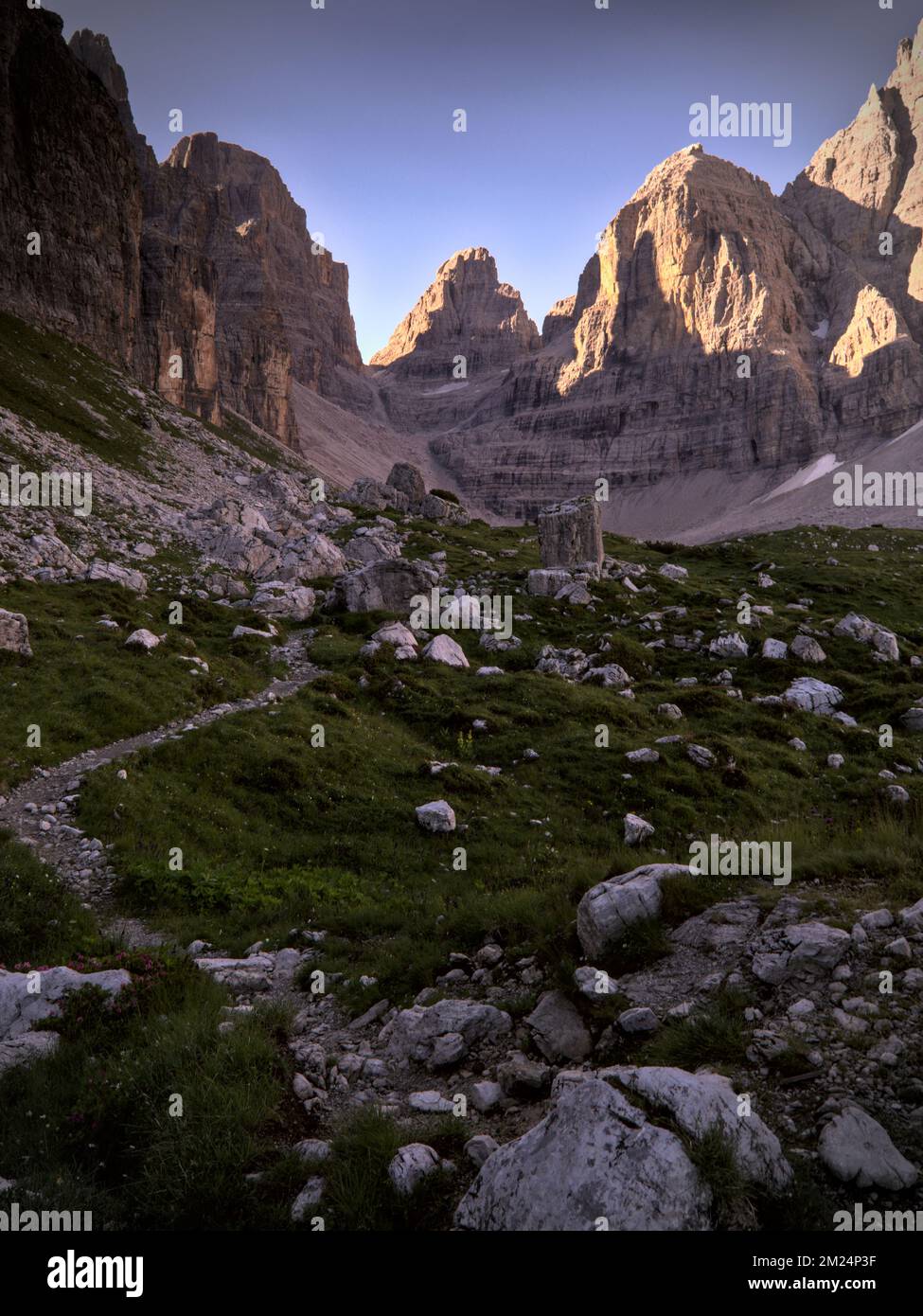 brenta Dolomites au lever du soleil. Dolomites brenta, Italie Banque D'Images