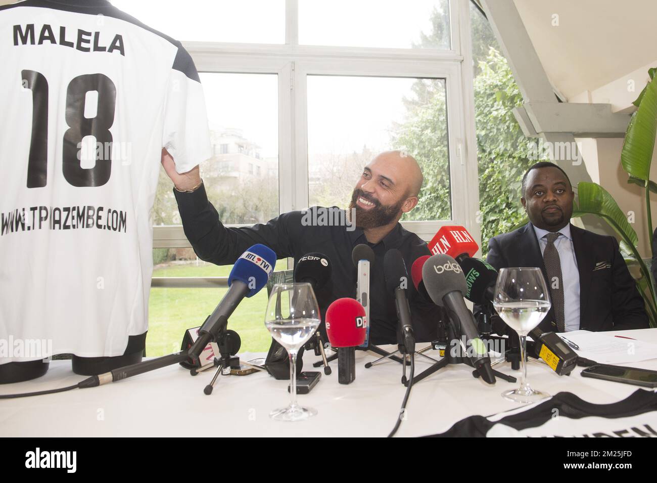 Anthony Vanden Borre et Coco Nkongolo photographiés lors d'une conférence de presse sur la carrière d'Anthony Vanden Borre, le jeudi 02 mars 2017, à Bruxelles. BELGA PHOTO FILIP DE SMET Banque D'Images