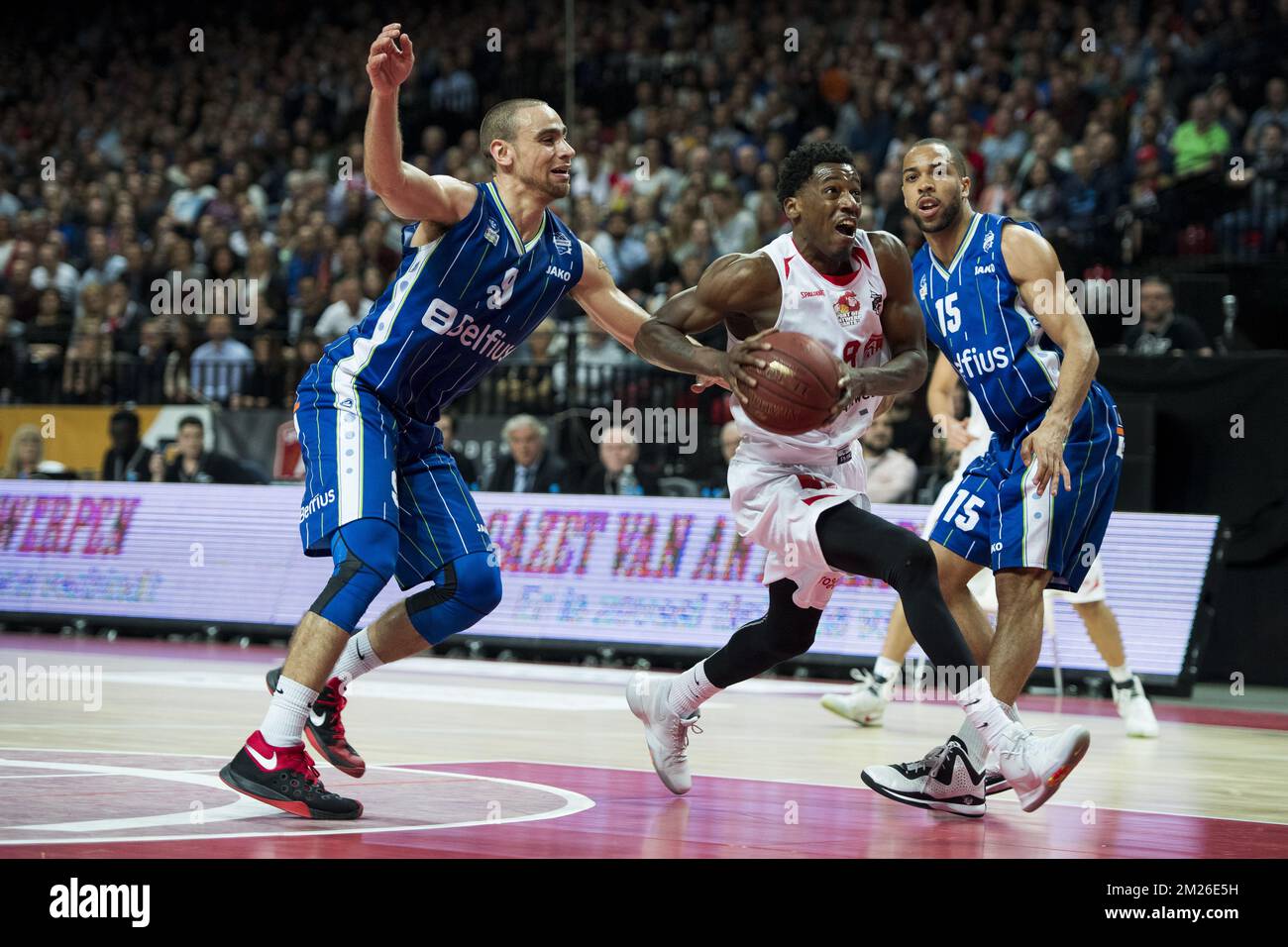 Mons Jerome Demps Delano, Gavin Ware d'Anvers et Mons Idris Lasisi se