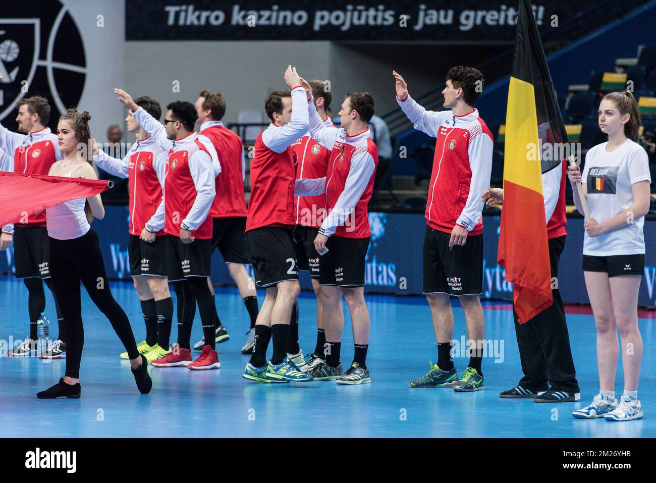 Cette photo, distribuée par l'Union du handball, montre le match de