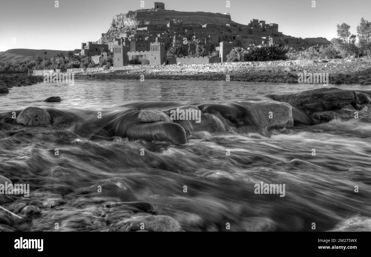 Kasbah Ait Ben Haddou dans les montagnes de l'Atlas du Maroc. Site du patrimoine mondial de l'Unesco depuis 1987. Plusieurs films ont été tourné il y Banque D'Images
