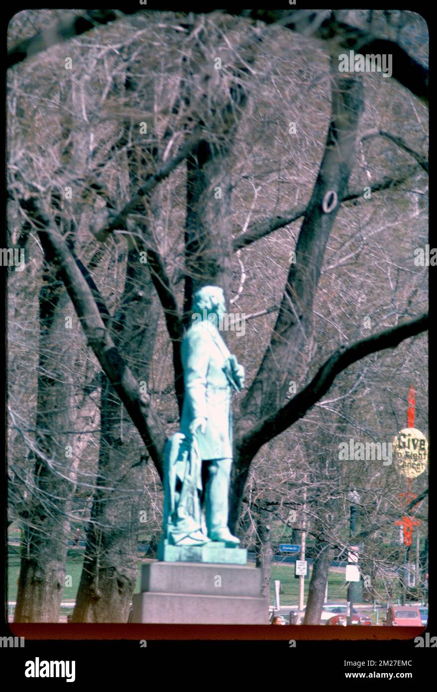 Statue de Charles Sumner, jardin public, Boston , Sculpture, législateurs, Sumner, Charles, 1811-1874. Collection Edmund L. Mitchell Banque D'Images