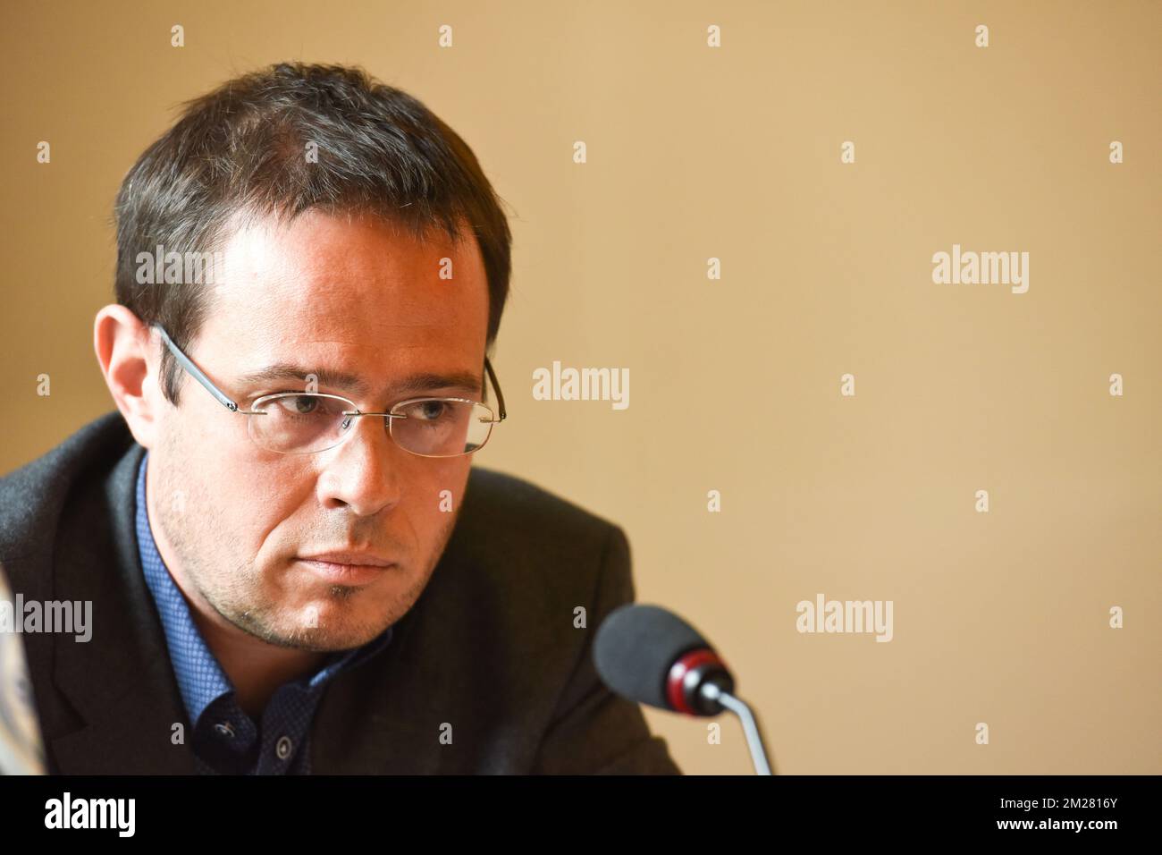 Membre invité permanent du conseil d'administration samusocial, Stephane Vanommeslaeghe, photographié lors d'une session de la commission d'enquête parlementaire de la région de Bruxelles sur les samusociaux, à Bruxelles, le jeudi 29 juin 2017. BELGA PHOTO JEAN-LUC FLEMAL Banque D'Images