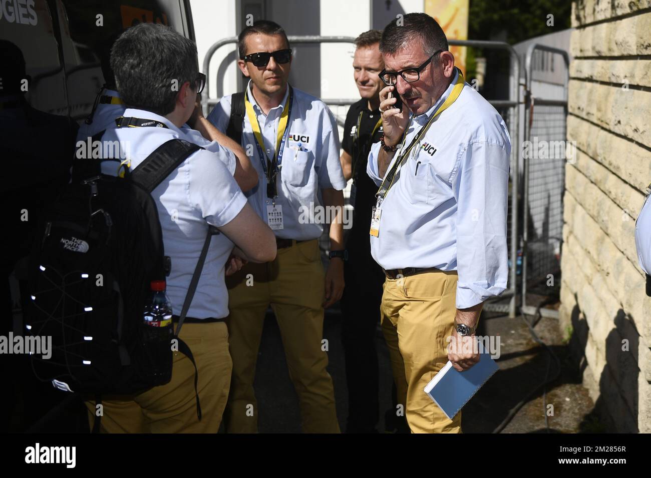 Philippe Marien, Président du jury de course de l'UCI, photographié après la quatrième étape de l'édition 104th de la course cycliste Tour de France, à 207,5 km de Mondorf-les-bains, Luxembourg, à Vittel, France, le mardi 04 juillet 2017. Le Tour de France de cette année a lieu du 1er juillet à 23 juillet. BELGA PHOTO YORICK JANSENS Banque D'Images