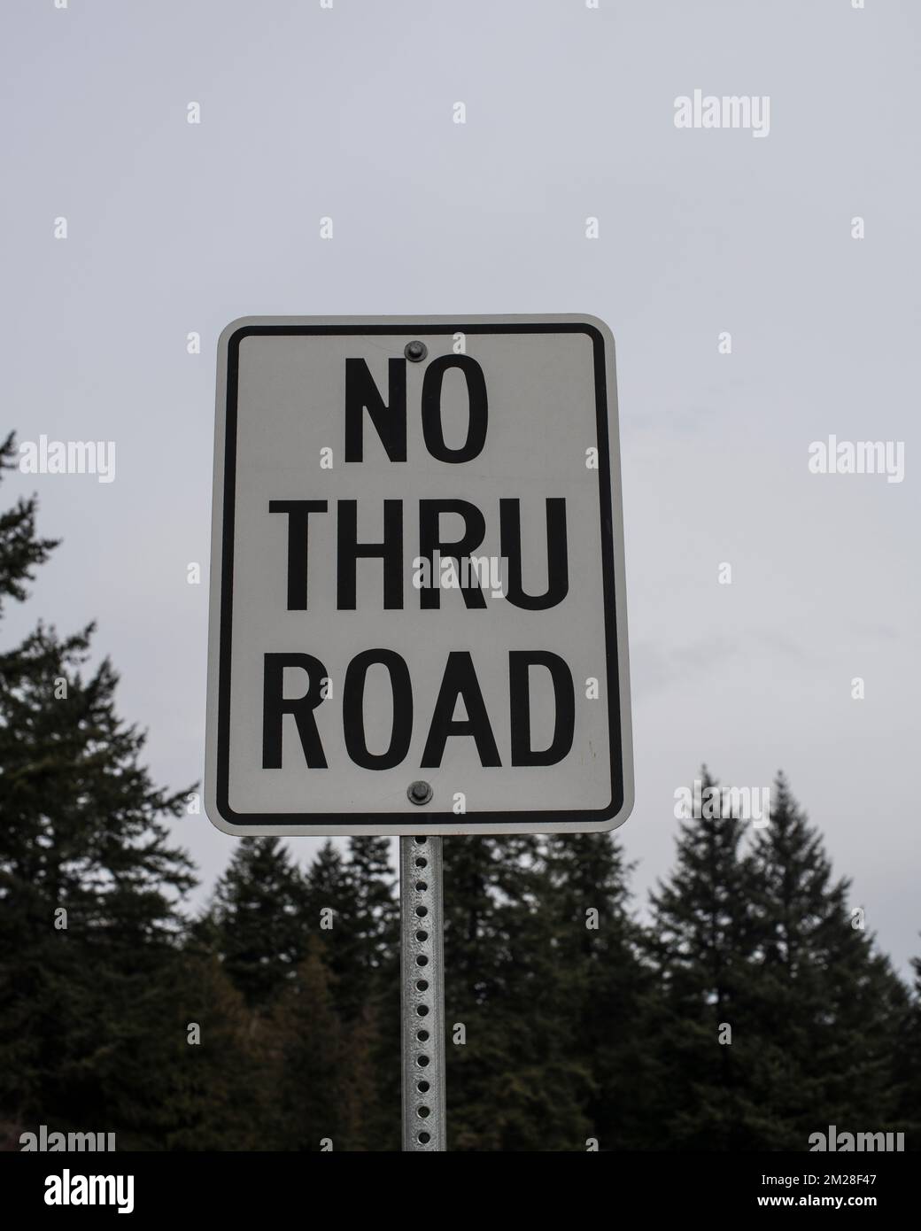 Panneau no Thru Road à North Bend, Colombie-Britannique, Canada Banque D'Images
