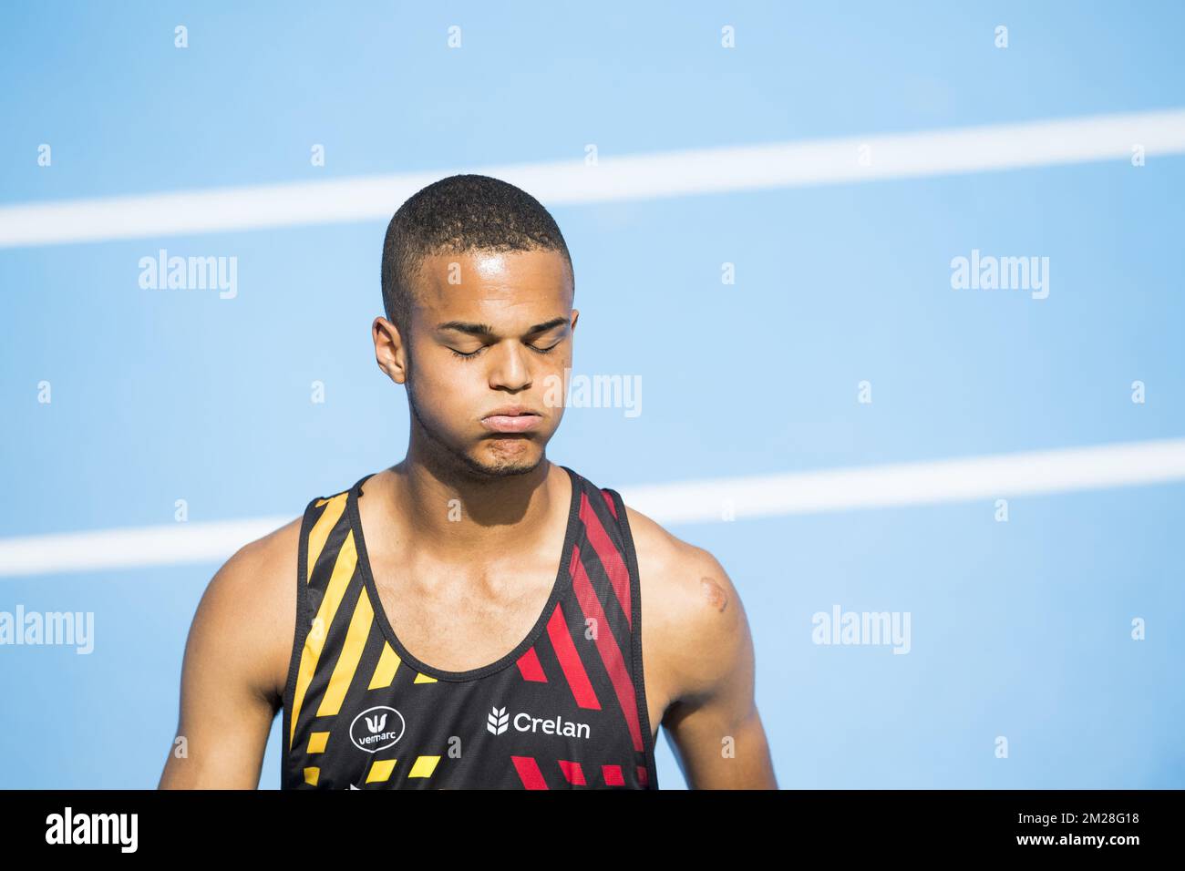 Le Belge Michael Obasuyi réagit après les 110m haies des hommes le deuxième jour des Championnats d'Europe d'athlétisme U20, à Grosseto, en Italie, le vendredi 21 juillet 2017. Cette année, les championnats biannuels pour les athlètes de 19 ans ou moins ont lieu du 20 au 23 juillet. BELGA PHOTO JASPER JACOBS Banque D'Images