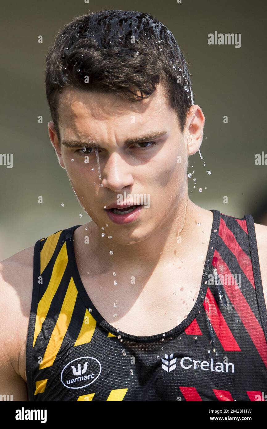 Julian Cobbaert, Belge, photographié après le relais hommes 4x400m, le troisième jour des Championnats d'Europe d'athlétisme U20, à Grosseto, en Italie, le samedi 22 juillet 2017. Cette année, les championnats biannuels pour les athlètes de 19 ans ou moins ont lieu du 20 au 23 juillet. BELGA PHOTO JASPER JACOBS Banque D'Images