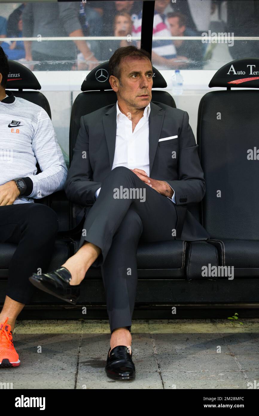 Abdullah Avci, entraîneur-chef de Basaksehir, photographié lors d'un match de football entre l'équipe belge du Club Brugge KSV et le club turc Istanbul Basaksehir F.K., la première étape du troisième tour de qualification pour la compétition de la Ligue des champions de l'UEFA, mercredi 26 juillet 2017 à Brugge. BELGA PHOTO KURT DESPLENTER Banque D'Images