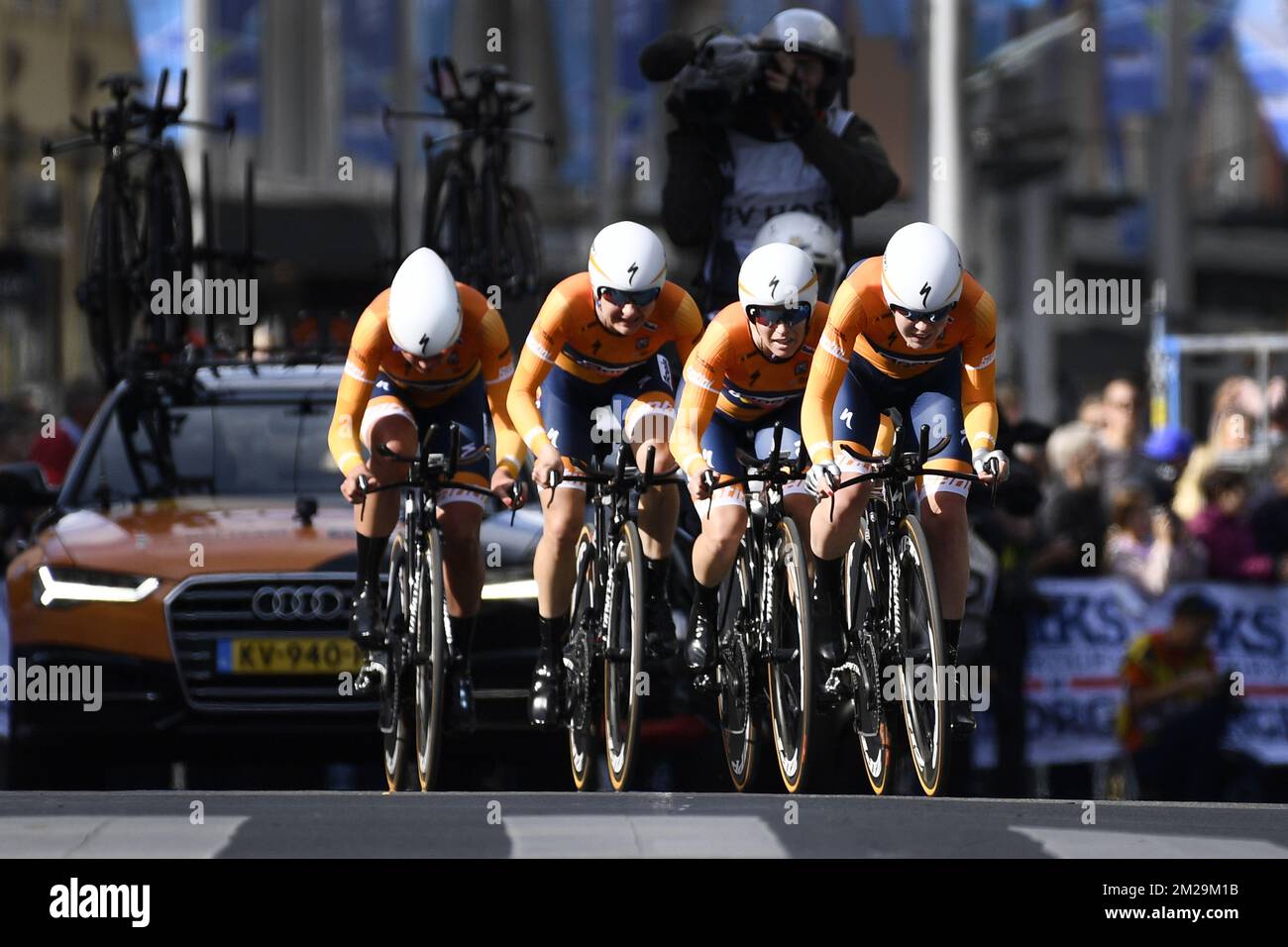 Boels Dolmans Cyclingteam pilotes photographiés en action lors de l'épreuve féminine de temps d'équipe des Championnats du monde de cyclisme sur route UCI 2017 à Bergen, Norvège, dimanche 17 septembre 2017. BELGA PHOTO YORICK JANSENS Banque D'Images