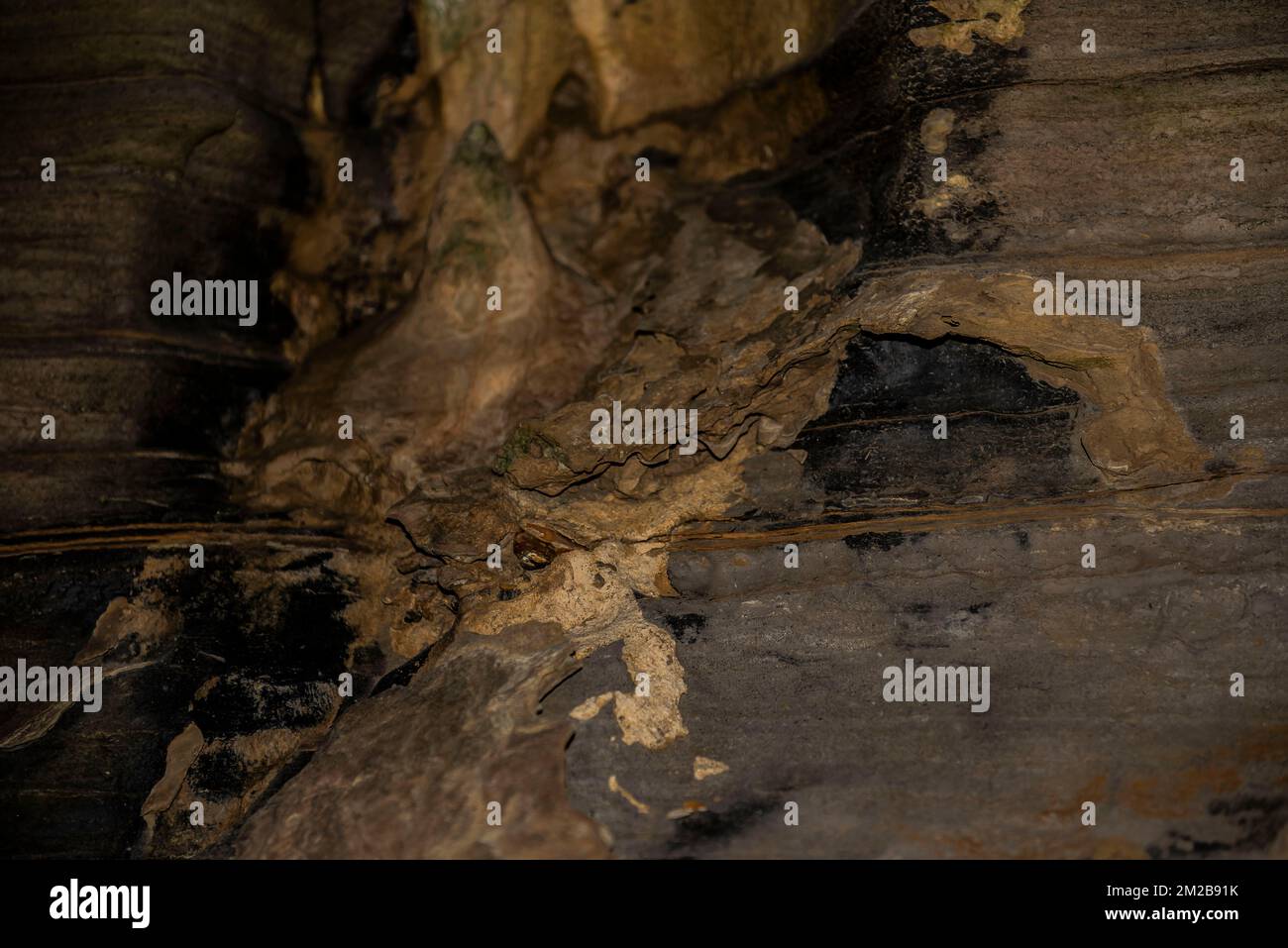 L'art abstrait de la nature dans les grottes Howe Caverns de New York Banque D'Images