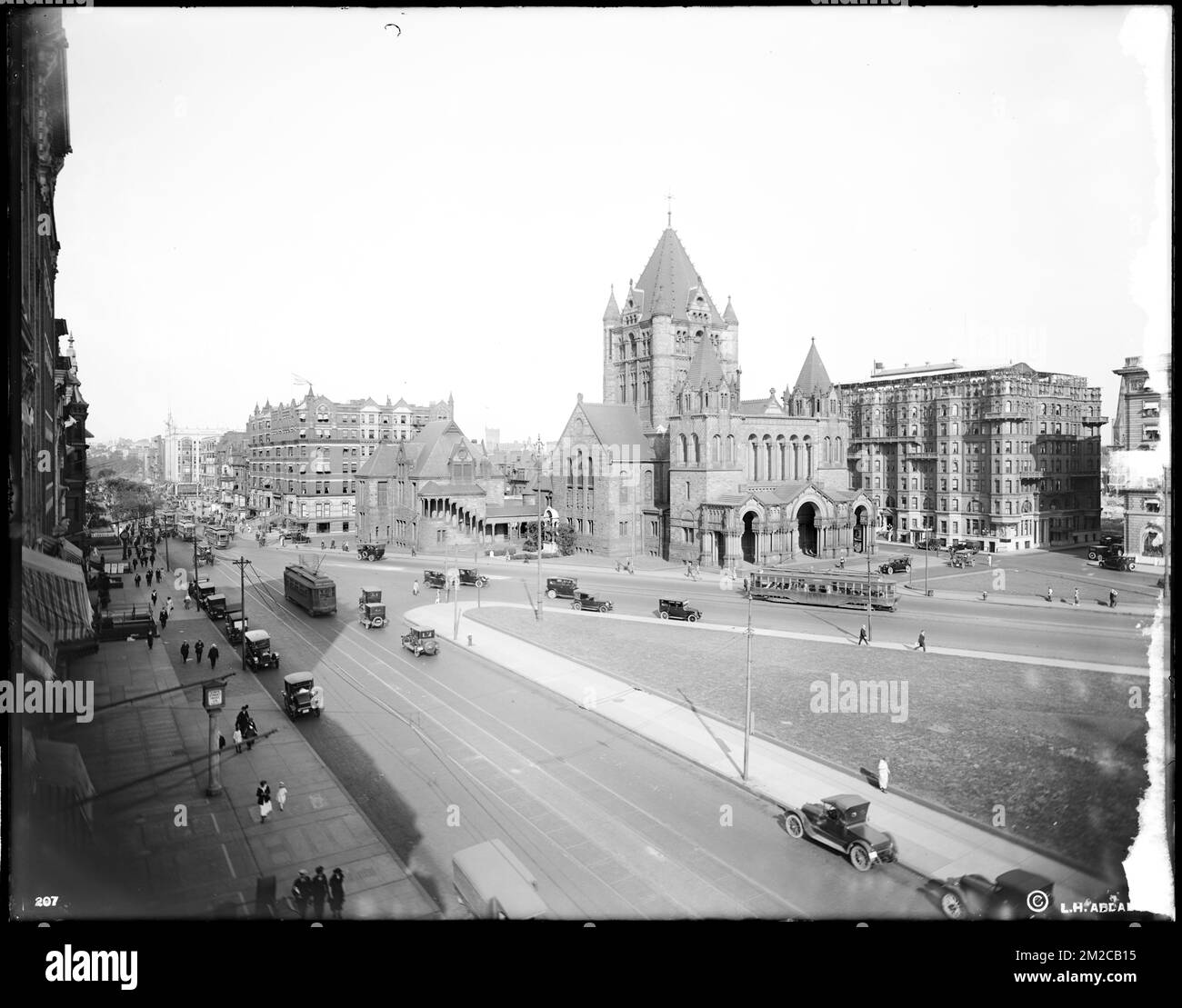 Copley Square et Trinity Church, Boylston Street , Églises, Trinity Church Boston, Massachusetts. Collection Leon Abdalian Banque D'Images