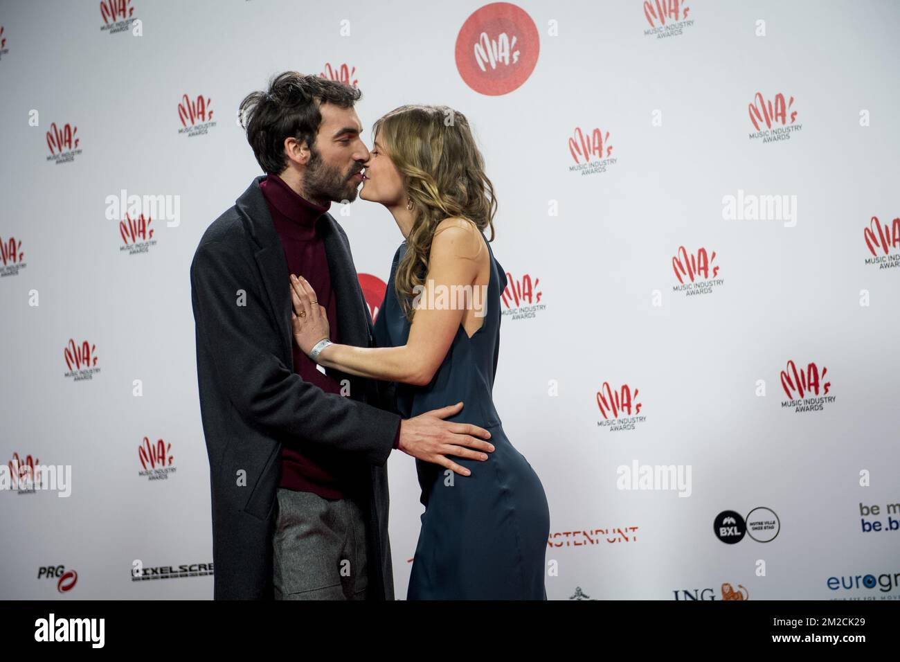 Jan Paternoster et Eva de Roo Kiss sur le tapis rouge à l'arrivée de la  onzième édition du MIA (Music Industry Award) Award, à Bruxelles, le mardi  30 janvier 2018. Les prix