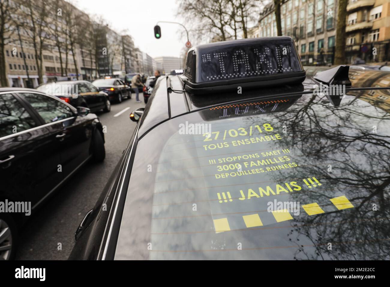 L'illustration montre une action de protestation des chauffeurs de taxi dans le centre-ville de Bruxelles, le mardi 27 mars 2018. BELGA PHOTO THIERRY ROGE Banque D'Images