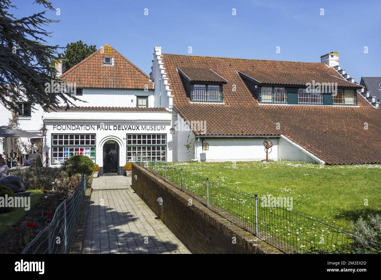 Musée Paul Delvaux / Het Vlierhof à Sint-Idesbald / Koksijde / Coxyde, Flandre Occidentale, Belgique | Musée Paul Delvaux à Saint-Idesbald / Coxyde, Belgique 19/04/2018 Banque D'Images