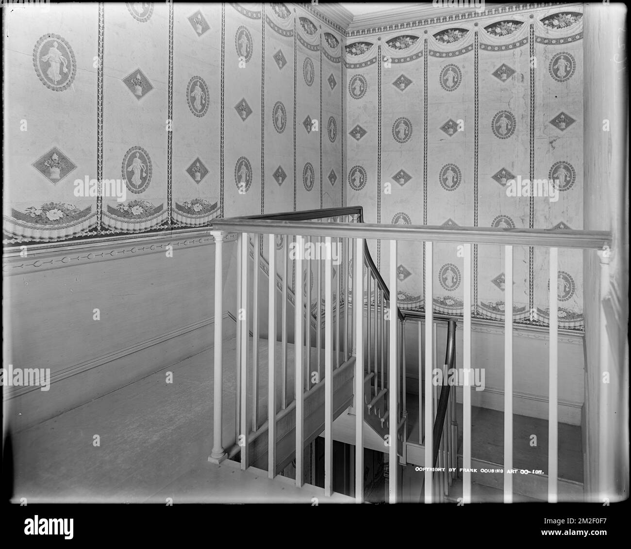 Danversport, 166 High Street, détail intérieur, hall supérieur et papier peint, maison Samuel Fowler , Maisons, intérieurs, Fonds d'écran, passages, Stairways, Fowler, Samuel, 1776-1859. Collection de négatifs sur plaque de verre de Frank cousins Banque D'Images