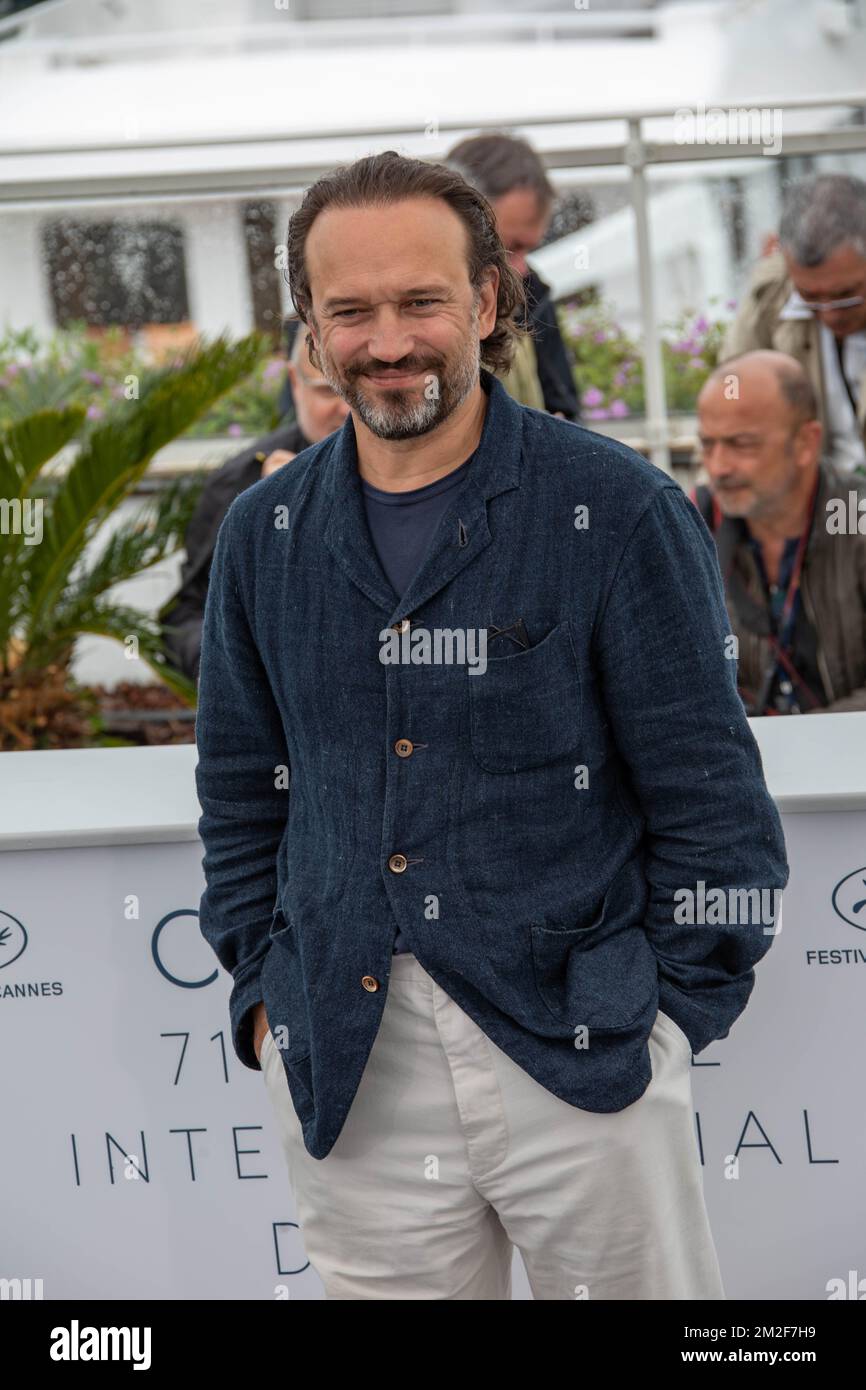 L'acteur Vincent Perez assiste au photocall de 'Cyrano de Bergerac' lors du Festival annuel de Cannes 71st au Palais des Festivals | le comédien Vincent Perez assiste au photocall de 'Cyrano de Bergerac' lors du 71e Festival de Cannes au Palais des Festivals. 14/05/2018 Banque D'Images