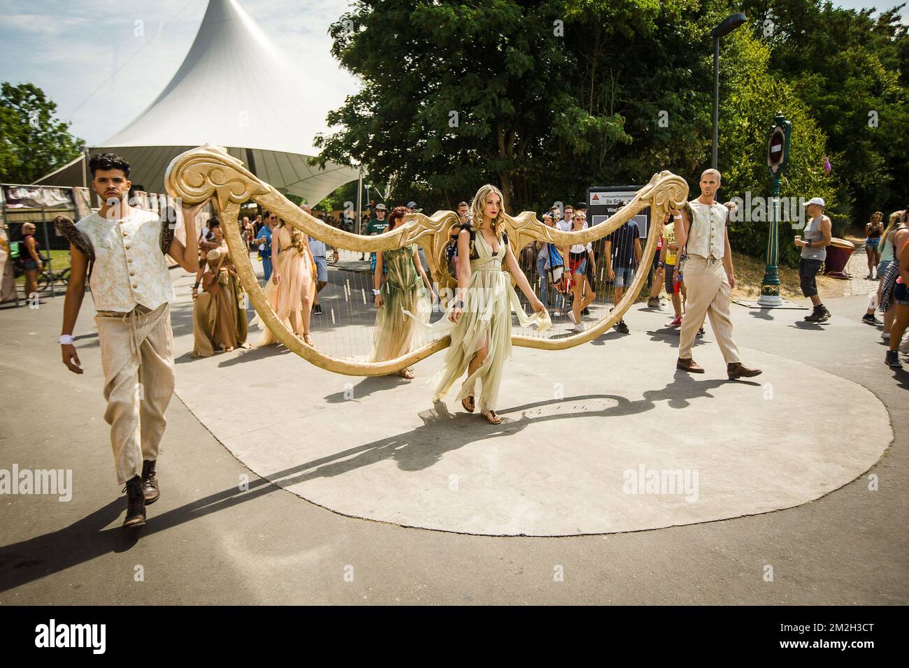 Illustration la photo montre le premier jour du festival de musique de  Tomorrowland, vendredi 20 juillet 2018. L'édition 14th du festival de  musique électronique Tomorrowland se déroule sur le terrain de Schorre