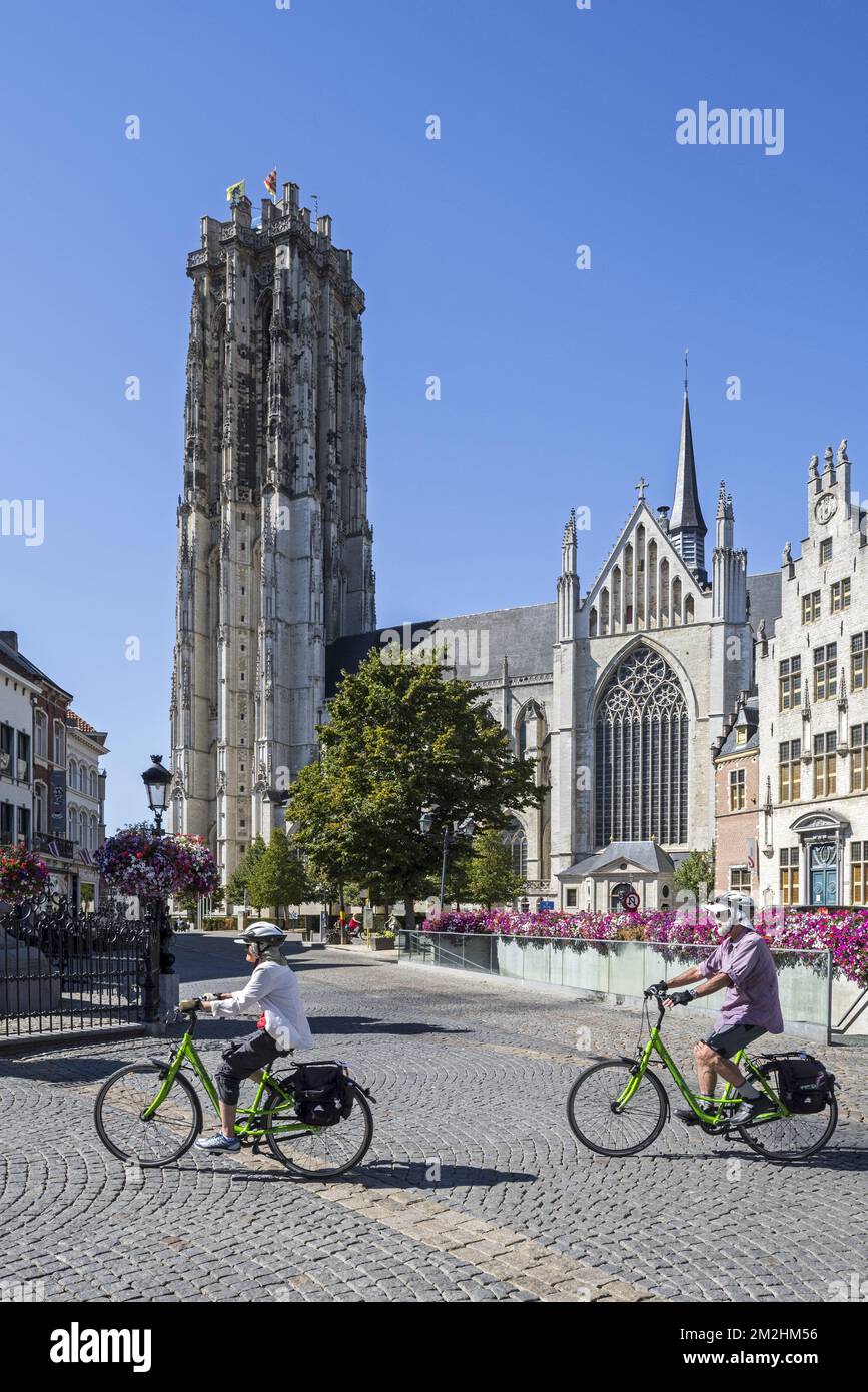 Tour de saint rombaut Banque de photographies et d’images à haute ...