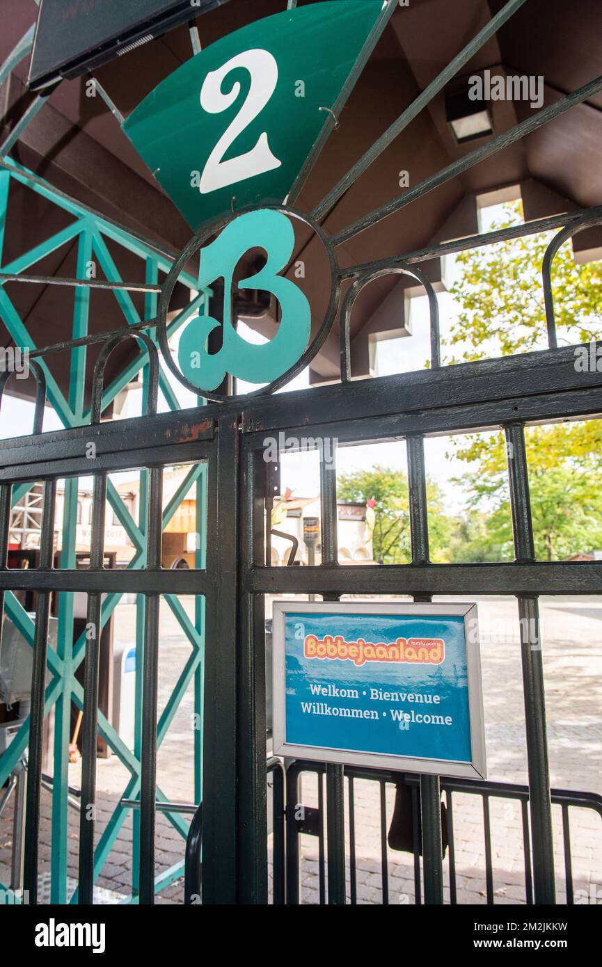 L'illustration montre le parc d'attractions Bobbejaanland Karsterlee, dimanche 16 septembre 2018. Le parc est fermé pour des raisons de sécurité après qu'une personne non identifiée a été prise par appareil photo avec un sac à dos à l'intérieur du parc dans la nuit. BELGA PHOTO JONAS ROOSENS Banque D'Images