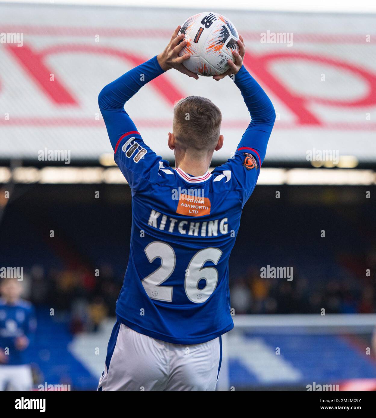 Oldham, Lancashire, Angleterre 11th décembre 2022, Oldham’s Mark Kitching, lors du club de football Athletic d’Oldham V Tortey United football Club à Boundary Park, dans la Ligue nationale (Credit image: ©Cody Froggatt) Banque D'Images