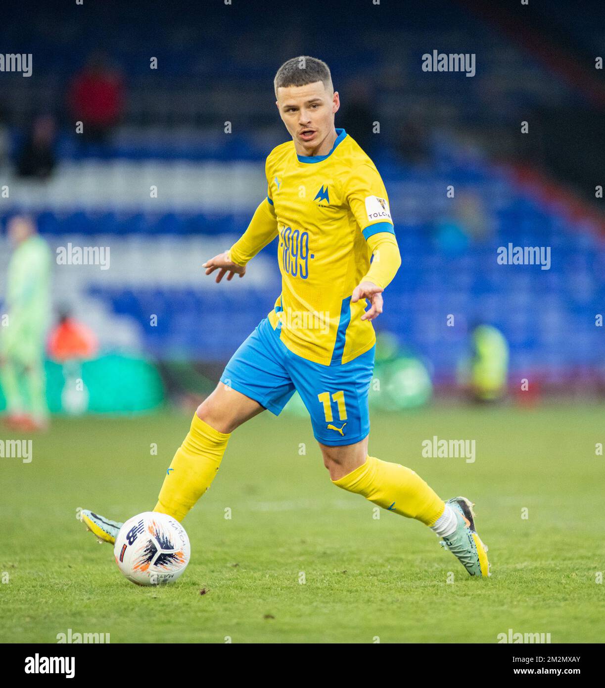 Oldham, Lancashire, Angleterre 11th décembre 2022, Kieron Evans de Torquay, lors du club de football Athletic V Tortey United football Club à Boundary Park, dans la Ligue nationale (Credit image: ©Cody Froggatt) Banque D'Images