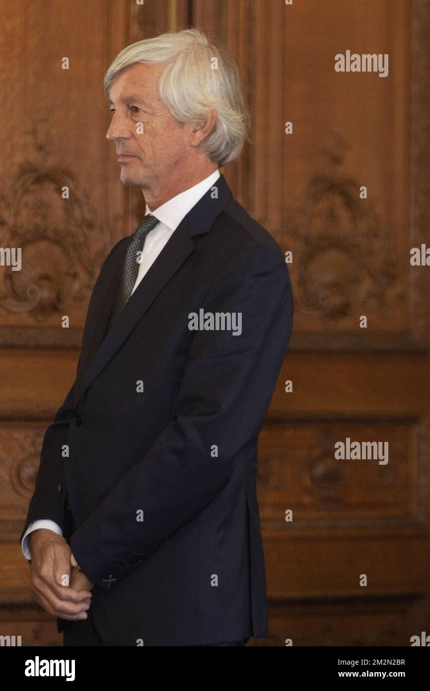 Le baron Mark Waer (ancien recteur de KUL) photographié lors d'une réception royale pour les personnes qui ont reçu la grâce de la noblesse, le jeudi 13 décembre 2018, au Palais Royal de Bruxelles. BELGA PHOTO HATIM KAGHAT Banque D'Images