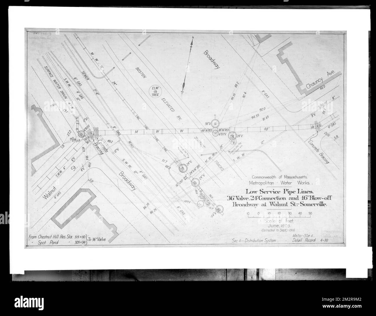 Plans d'ingénierie, Service de la distribution, lignes de tuyauterie à faible service, juin 1905; septembre 1916; ACC. Non B437, Mass., septembre 1916 , travaux nautiques, cartes d'ingénierie Banque D'Images