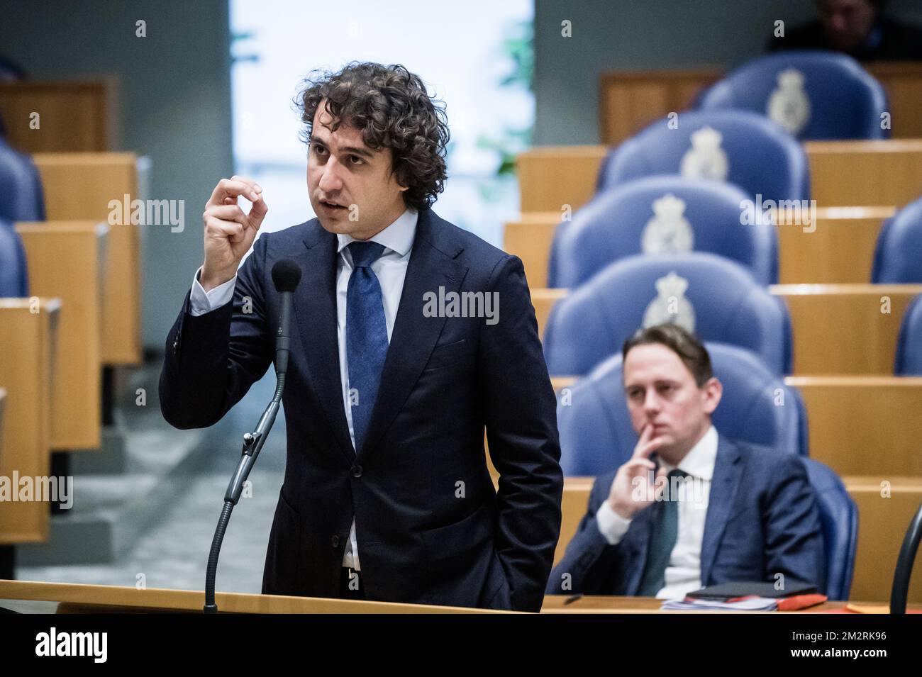 LA HAYE - Jesse Klaver (Groenlinks), Henk Nijboer (PvdA) lors d'un débat sur le Mémorandum d'automne 2022. ANP BART MAAT pays-bas hors - belgique hors Banque D'Images