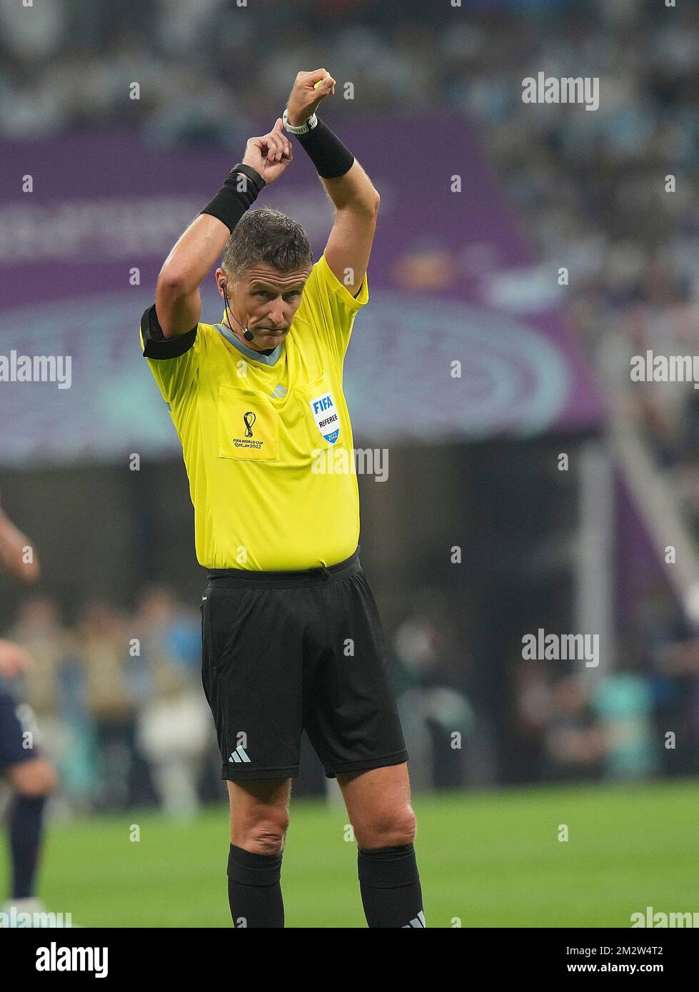 Stade Lusail emblématique, Doha, QAT, 13 décembre 2022, Coupe du monde FIFA 2022, demi-finales, Argentine contre Croatie, dans l'arbitre Daniele Orsato (Italie) Banque D'Images