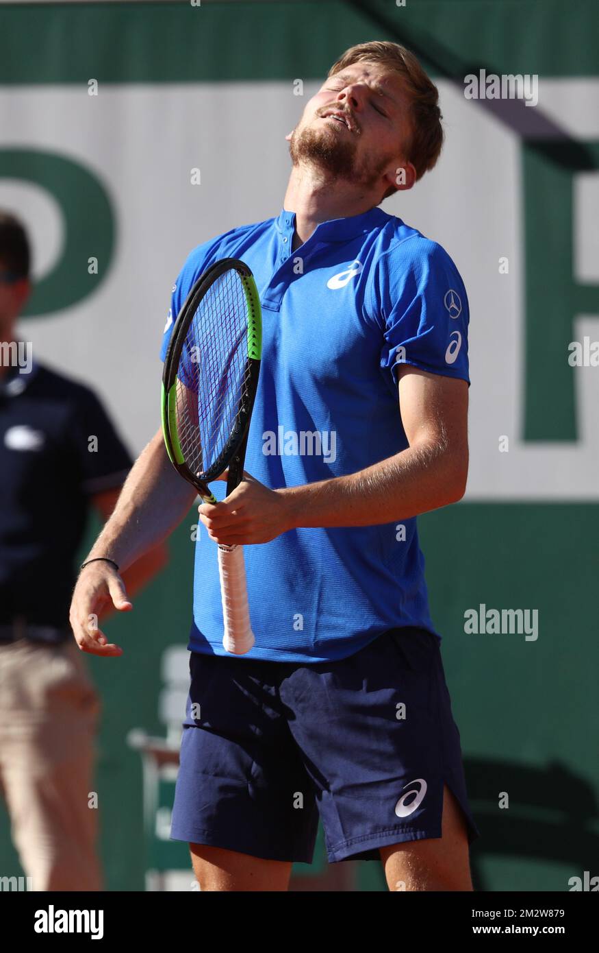 Belgian David Goffin (ATP 29) looks dejected during a tennis match against Spanish Rafael Nadal (ATP 2), in the men's singles third round at the Roland Garros French Open tennis tournament, in Paris, France, Friday 31 May 2019. The main draw of this year's Roland Garros Grand Slam takes place from 26 May to 9 June. BELGA PHOTO VIRGINIE LEFOUR Banque D'Images