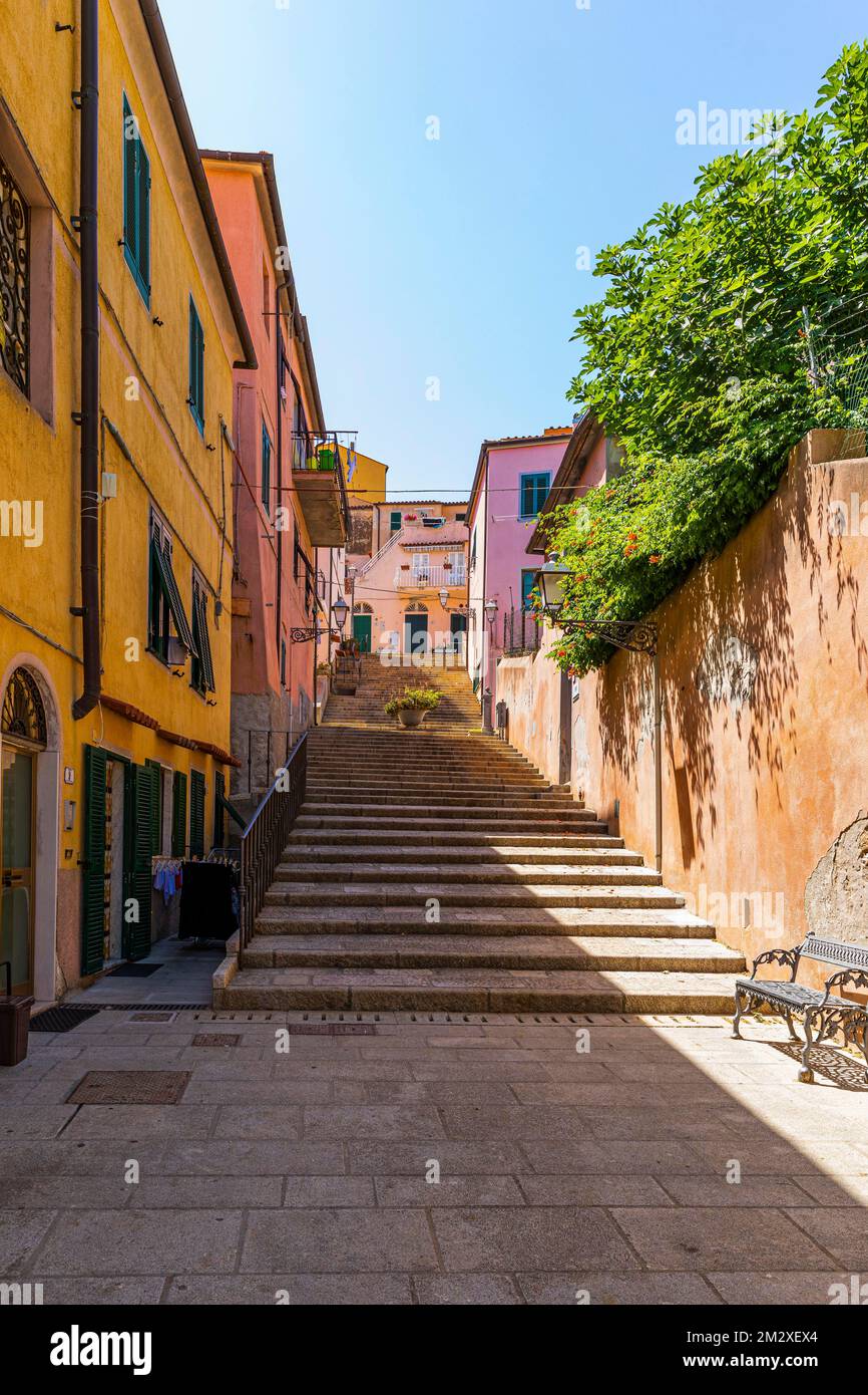 Escalier à Rio Marina, Elbe, Archipel Toscan, Toscane, Italie Banque D'Images