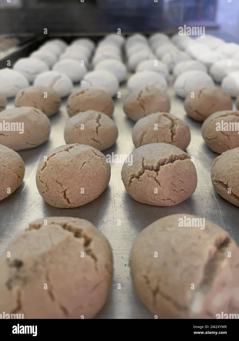 Lignes de cookies. Pile de cookies perdue. Banque D'Images